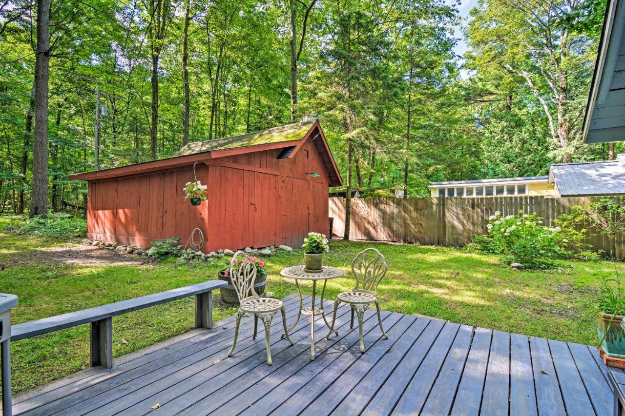 Pet-Friendly One Crow Cottage In Harbor Springs! Exterior photo