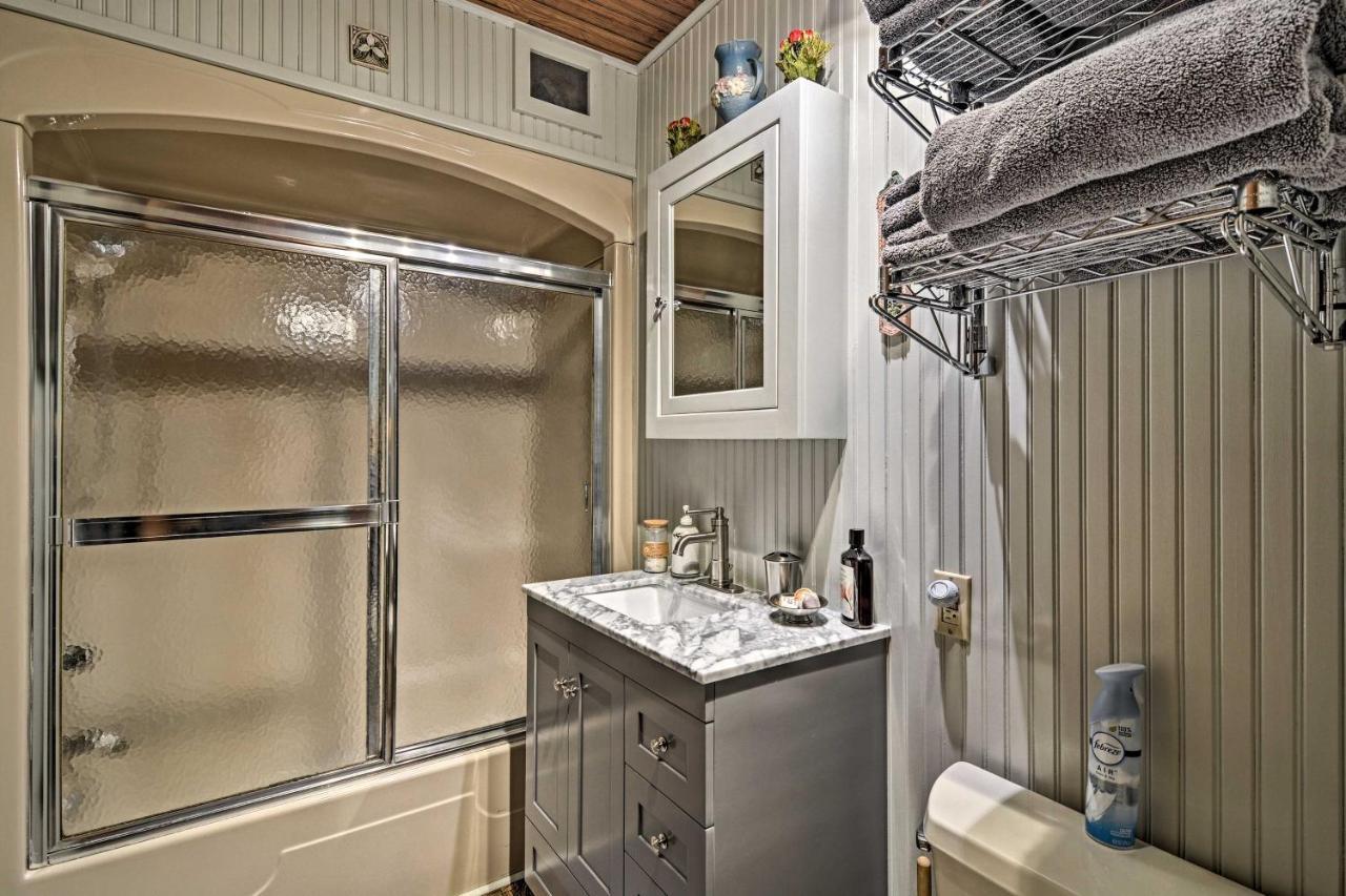 Pet-Friendly One Crow Cottage In Harbor Springs! Exterior photo